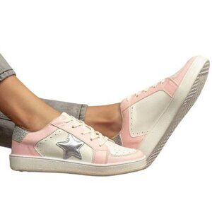 New MAKER'S Gimme the Goods Sneaker in Pink